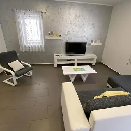 App Krivit Apartment Pula