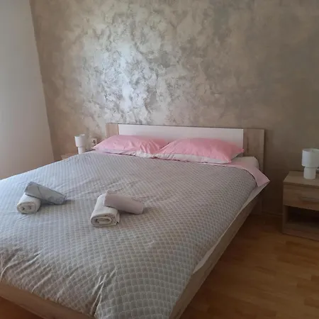 App Krivit Apartment *
