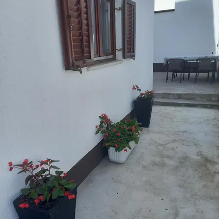 App Krivit Apartment Pula