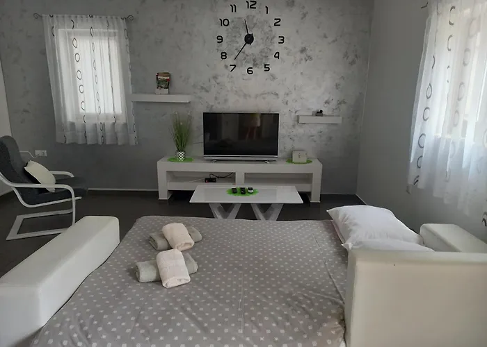 App Krivit Διαμέρισμα Πούλα